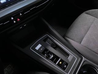 VOLKSWAGEN Golf usata, con Controllo automatico clima