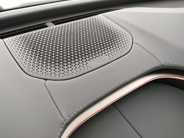 LOTUS Emeya usata, con Airbag posteriore