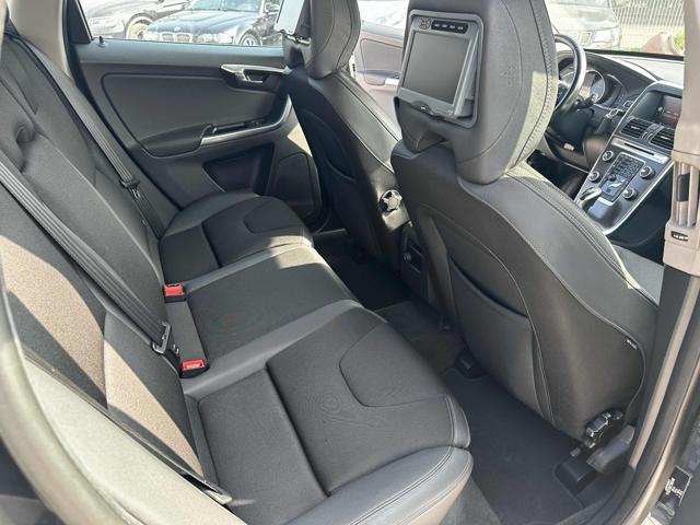 VOLVO XC60 usata 24