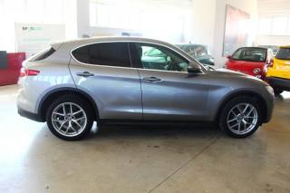 ALFA ROMEO Stelvio usata, con Cerchi in lega