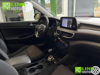 HYUNDAI Tucson usata 30