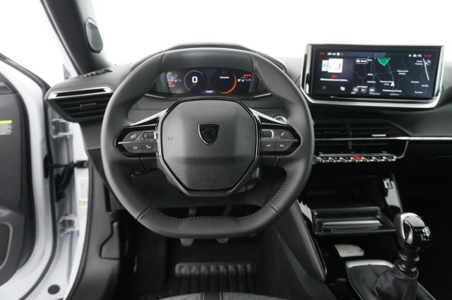 PEUGEOT 2008 usata, con Cerchi in lega