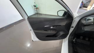 PEUGEOT 208 usata, con ESP