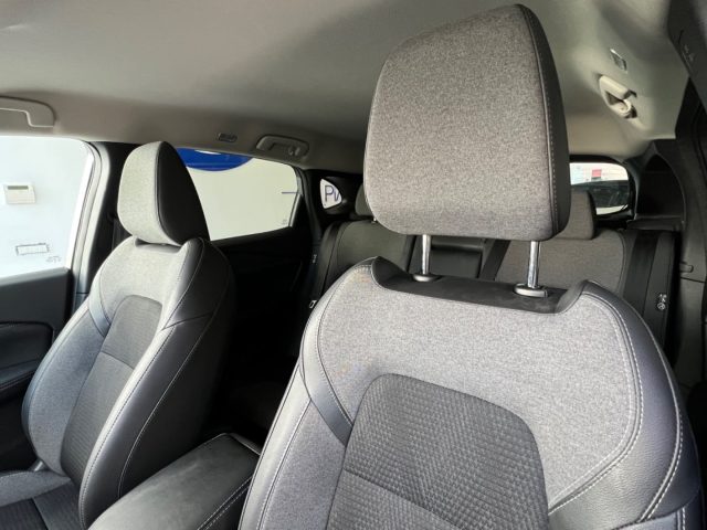 NISSAN Qashqai usata, con USB