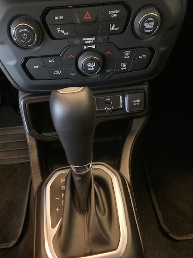 JEEP Renegade usata 17