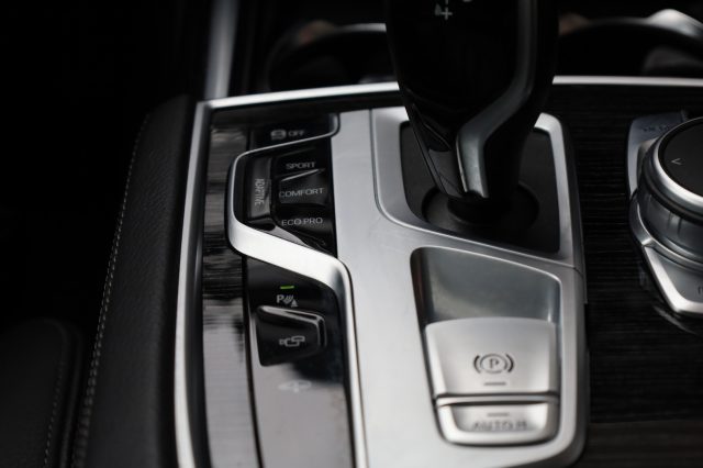 BMW 730 usata, con Luci diurne LED