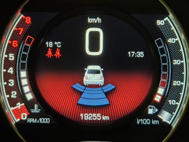 ABARTH 695 usata, con USB