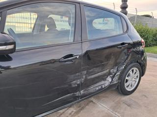 PEUGEOT 208 usata, con Sedile posteriore sdoppiato