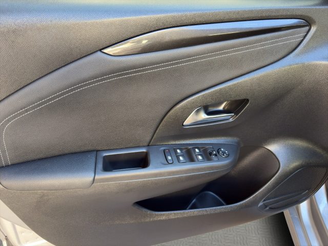 OPEL Corsa usata, con Isofix
