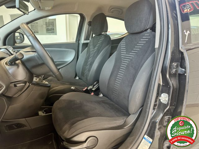 LANCIA Ypsilon usata, con Controllo trazione