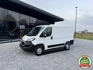 PEUGEOT Boxer usata, con Autoradio
