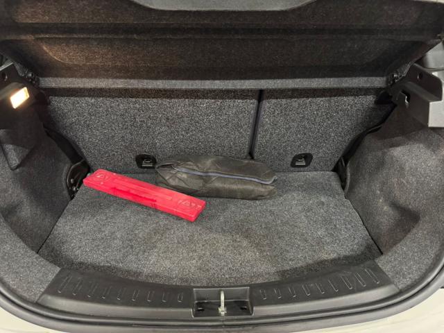 LANCIA Ypsilon usata 16