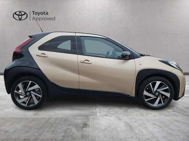 TOYOTA Aygo X usata, con Cerchi in lega