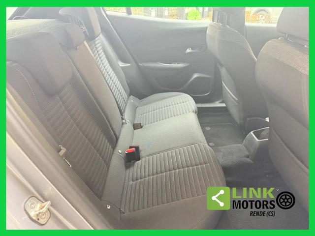 PEUGEOT 2008 usata, con Schermo multifunzione interamente digitale