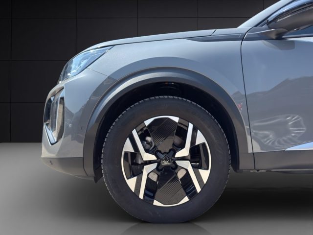 PEUGEOT 2008 usata, con Airbag testa