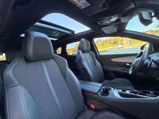 PEUGEOT 3008 usata, con Leve al volante