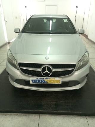 MERCEDES-BENZ A 200 usata, con Volante multifunzione