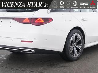 MERCEDES-BENZ E 220 usata, con Controllo trazione