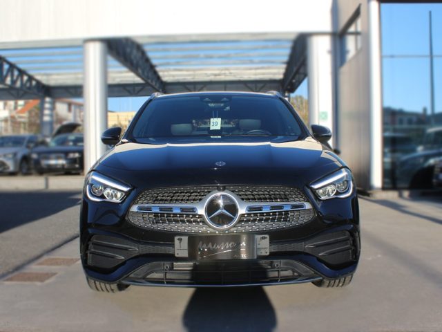 MERCEDES-BENZ GLA 220 usata, con Airbag