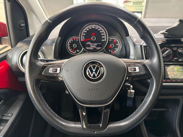 VOLKSWAGEN up! usata, con Sensori di parcheggio posteriori