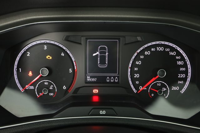 VOLKSWAGEN T-Roc usata 6