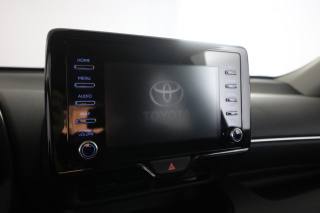 TOYOTA Yaris usata 7