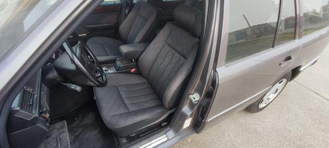 MERCEDES-BENZ E 200 usata, con Immobilizzatore elettronico