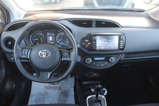 TOYOTA Yaris usata, con Servosterzo