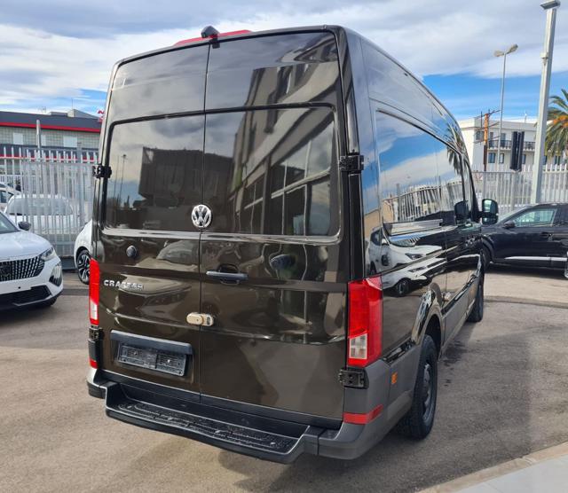 VOLKSWAGEN Crafter usata, con Airbag laterali