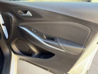 OPEL Grandland X usata, con Sensori di parcheggio posteriori