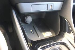 TOYOTA Yaris usata, con Fari LED