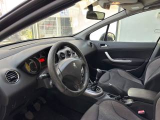 PEUGEOT 308 usata, con MP3