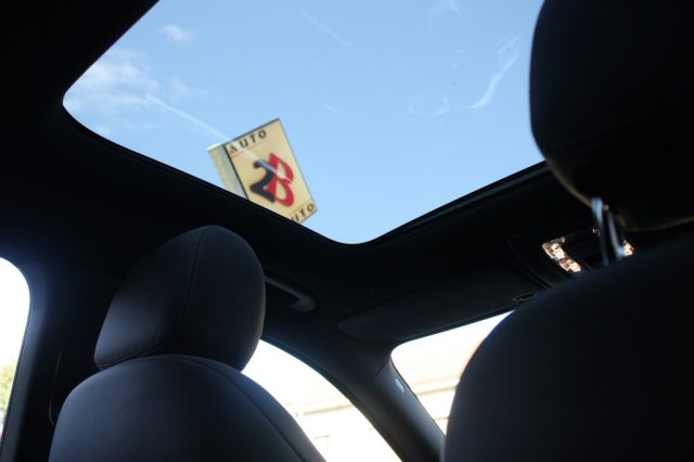 MERCEDES-BENZ EQA usata, con Sistema di navigazione