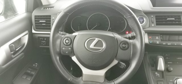 LEXUS CT 200h usata 44