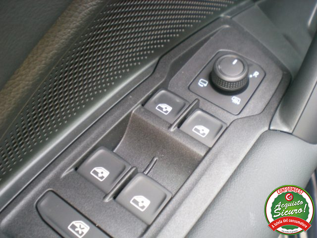 VOLKSWAGEN Tiguan usata, con Autoradio digitale
