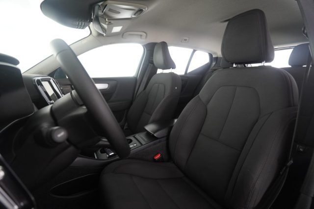 VOLVO XC40 usata 8