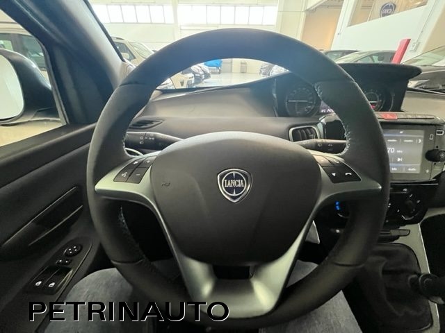 LANCIA Ypsilon usata, con Controllo trazione