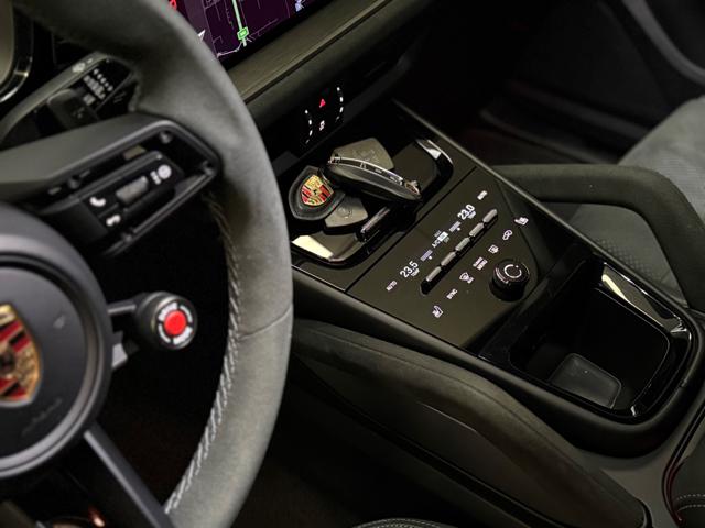 PORSCHE Cayenne usata, con Interni in pelle