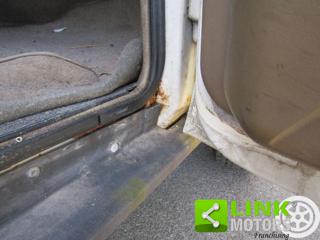 LAND ROVER Discovery usata 25