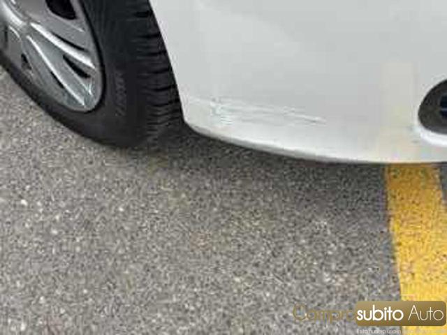 VOLKSWAGEN Golf usata, con Autoradio
