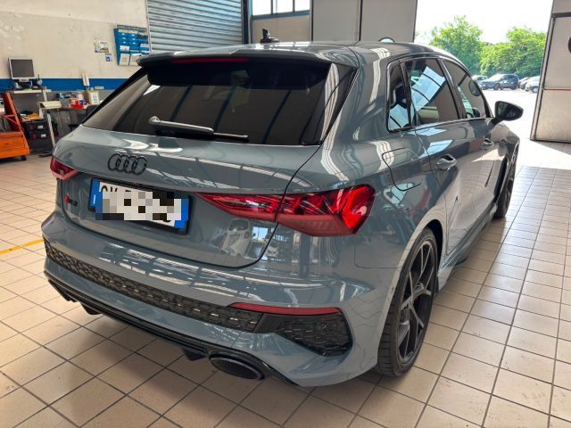AUDI RS usata, con Autoradio