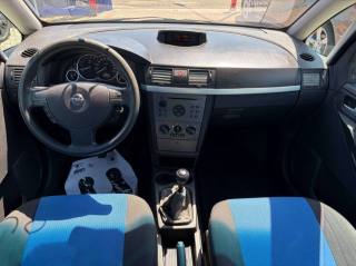 OPEL Meriva usata, con Chiusura centralizzata