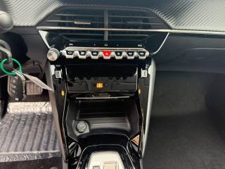 PEUGEOT 208 usata, con Airbag testa