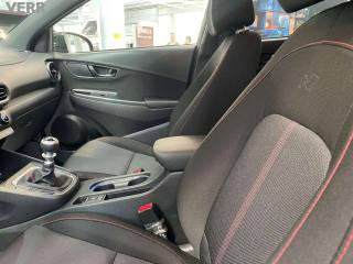 HYUNDAI Kona usata, con USB