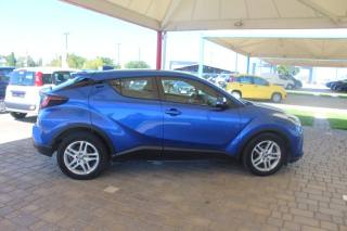 TOYOTA C-HR usata, con Autoradio digitale