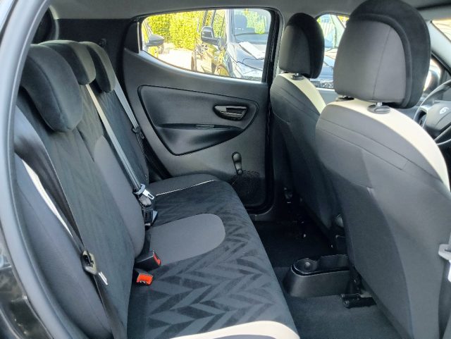 LANCIA Ypsilon usata, con Volante multifunzione