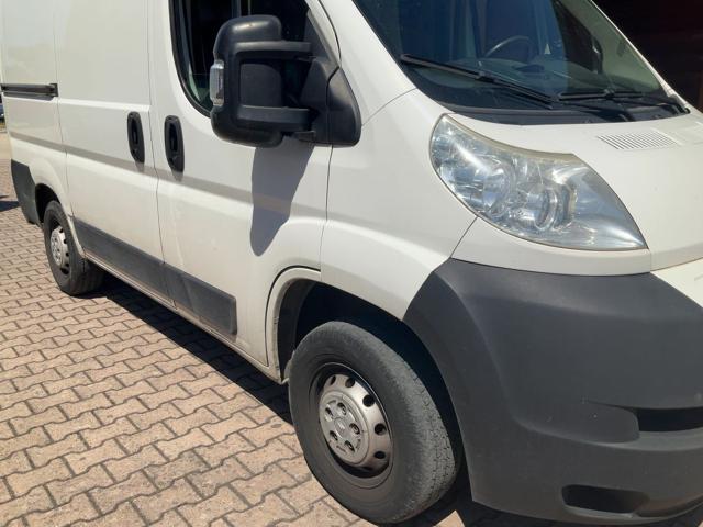 PEUGEOT Boxer usata, con Autoradio