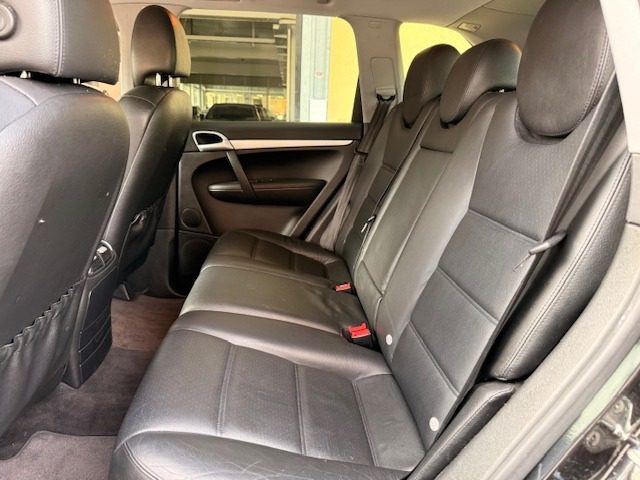 PORSCHE Cayenne usata, con Cerchi in lega