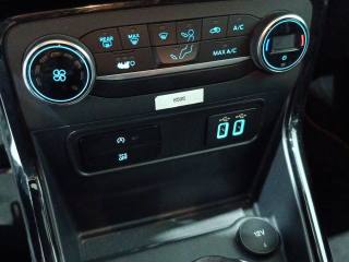 FORD EcoSport usata, con Sensori di parcheggio posteriori