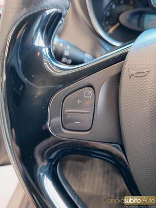RENAULT Captur usata, con Sedile posteriore sdoppiato